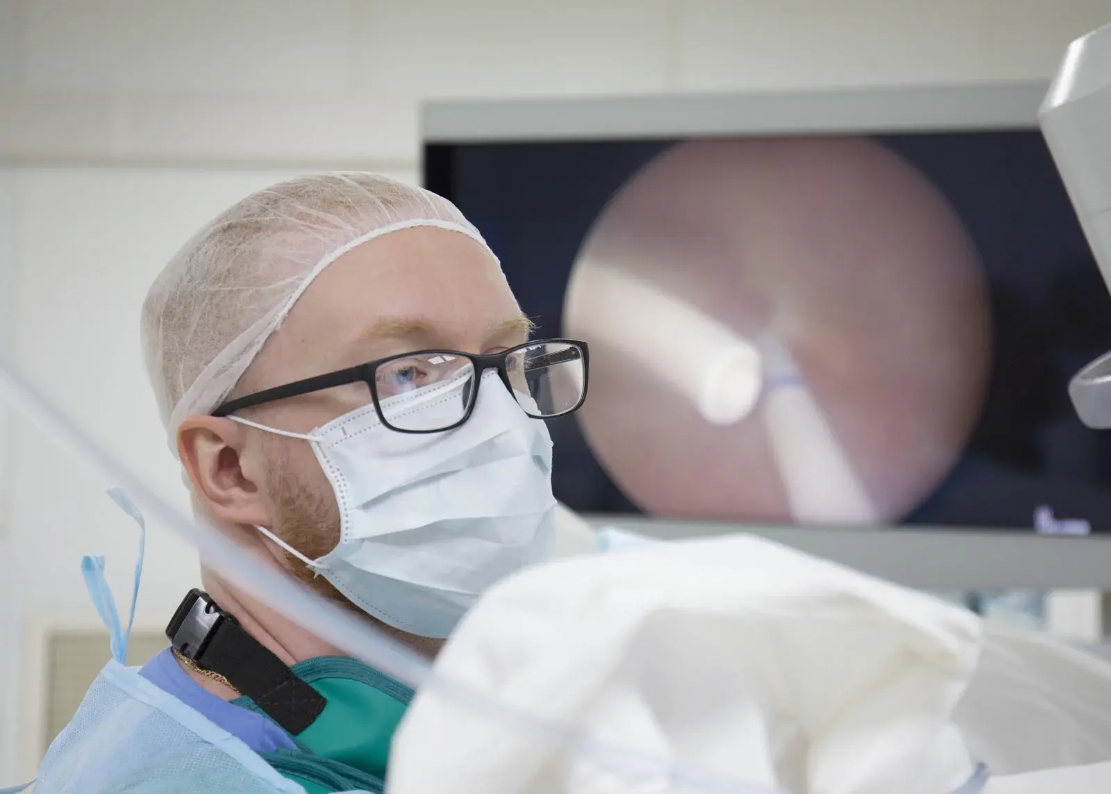 Artem Ershov performs a retrograde endoscopic procedure