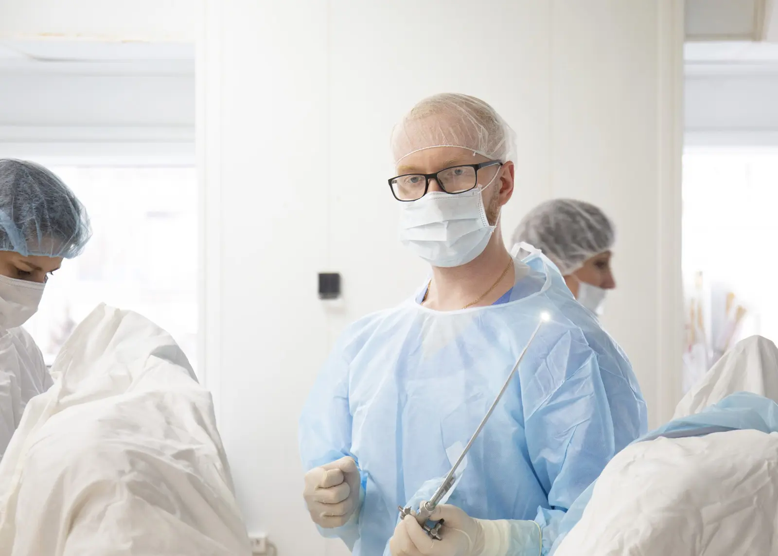 Artem Ershov with a ureteroscope before an endoscopic procedure